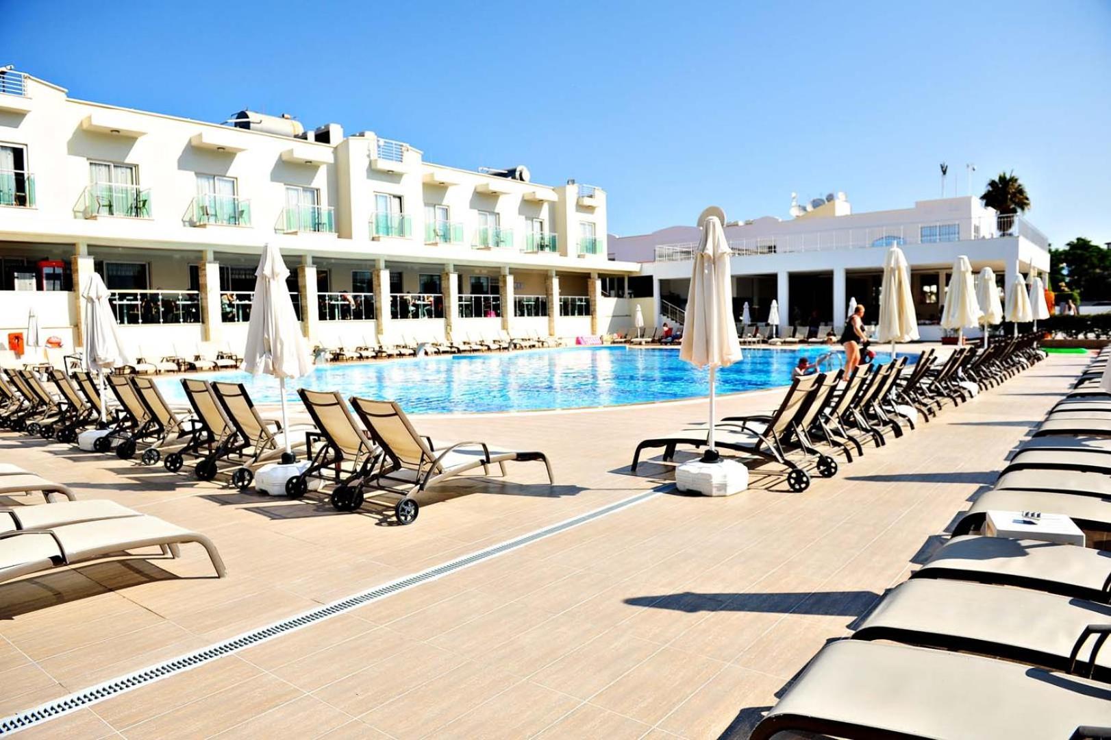 Dream Family Club Hotel Side Exterior foto