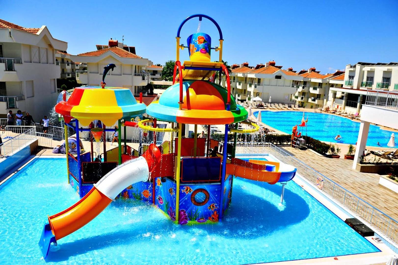 Dream Family Club Hotel Side Exterior foto